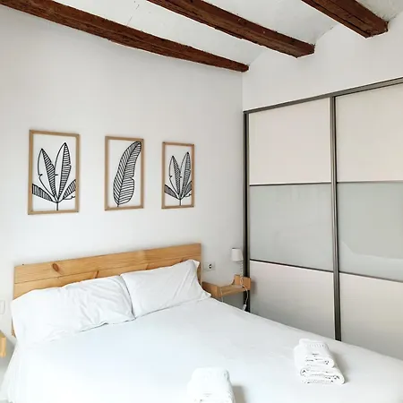 Flats Friends Tetuan شقة *