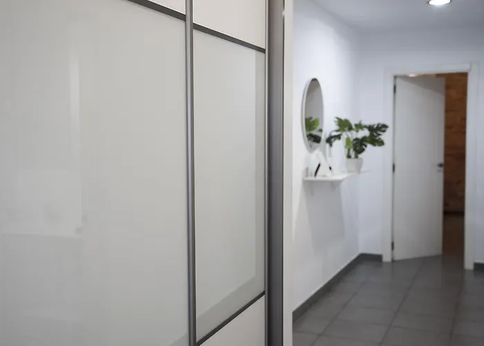 Flats Friends Tetuan ולנסיה